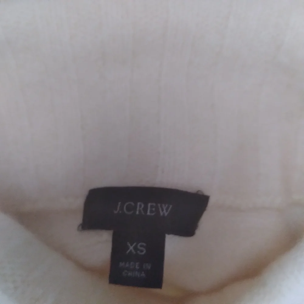 J. Crew Cream Funnel Mock Neck Sweater Merino‎ Wool Ribbed  XS Minimalist